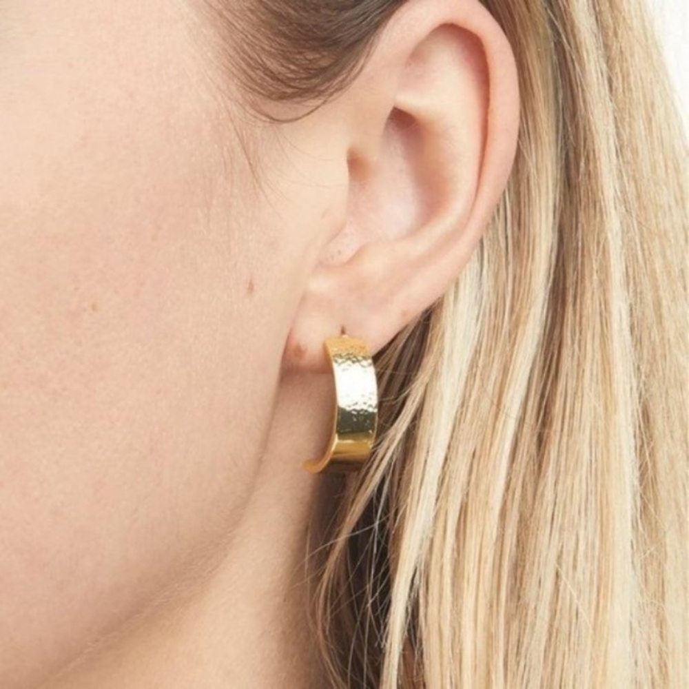Gorjana Shaye 18k gold hammered half hoop earrings - Picture 3 of 4